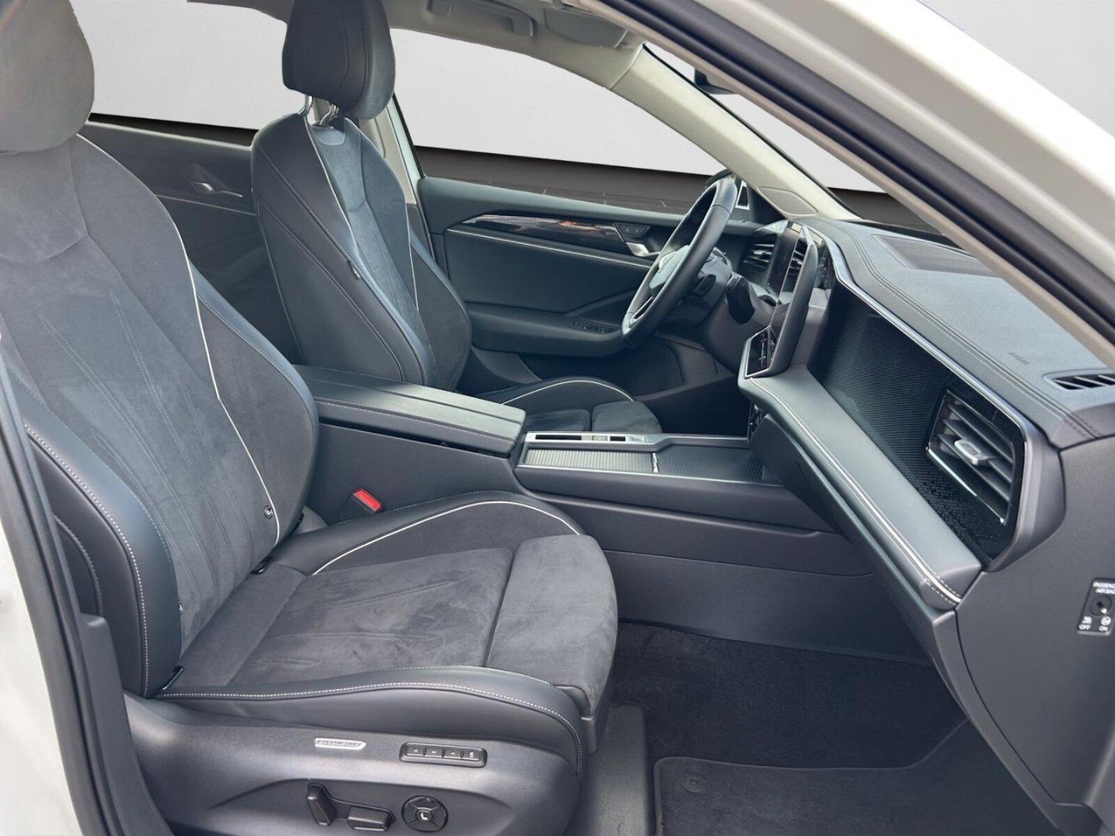 Volkswagen Passat – Bild 4