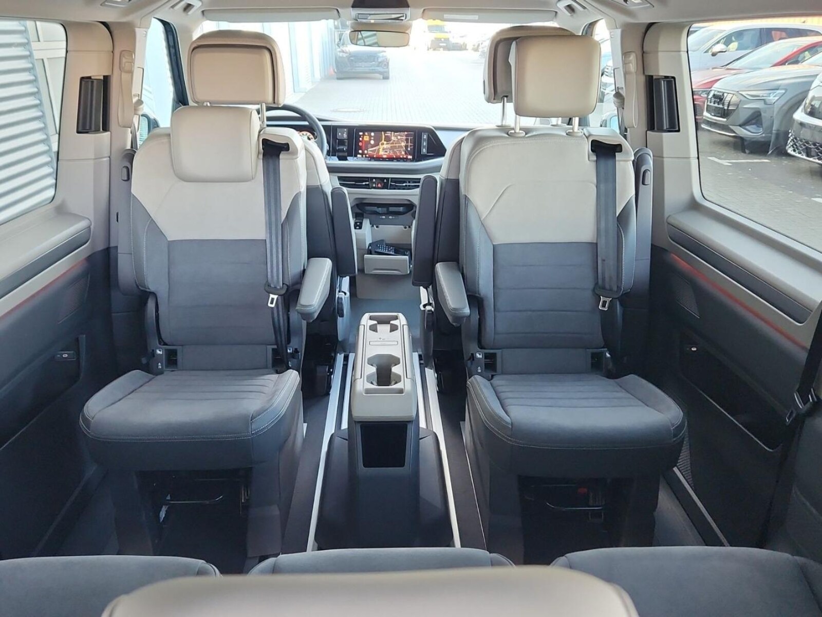 Volkswagen Multivan Langversion – Bild 20