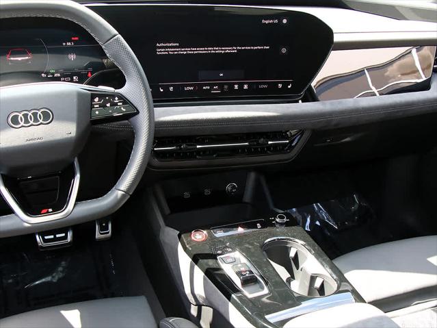 2025 AUDI S6 - Image 19