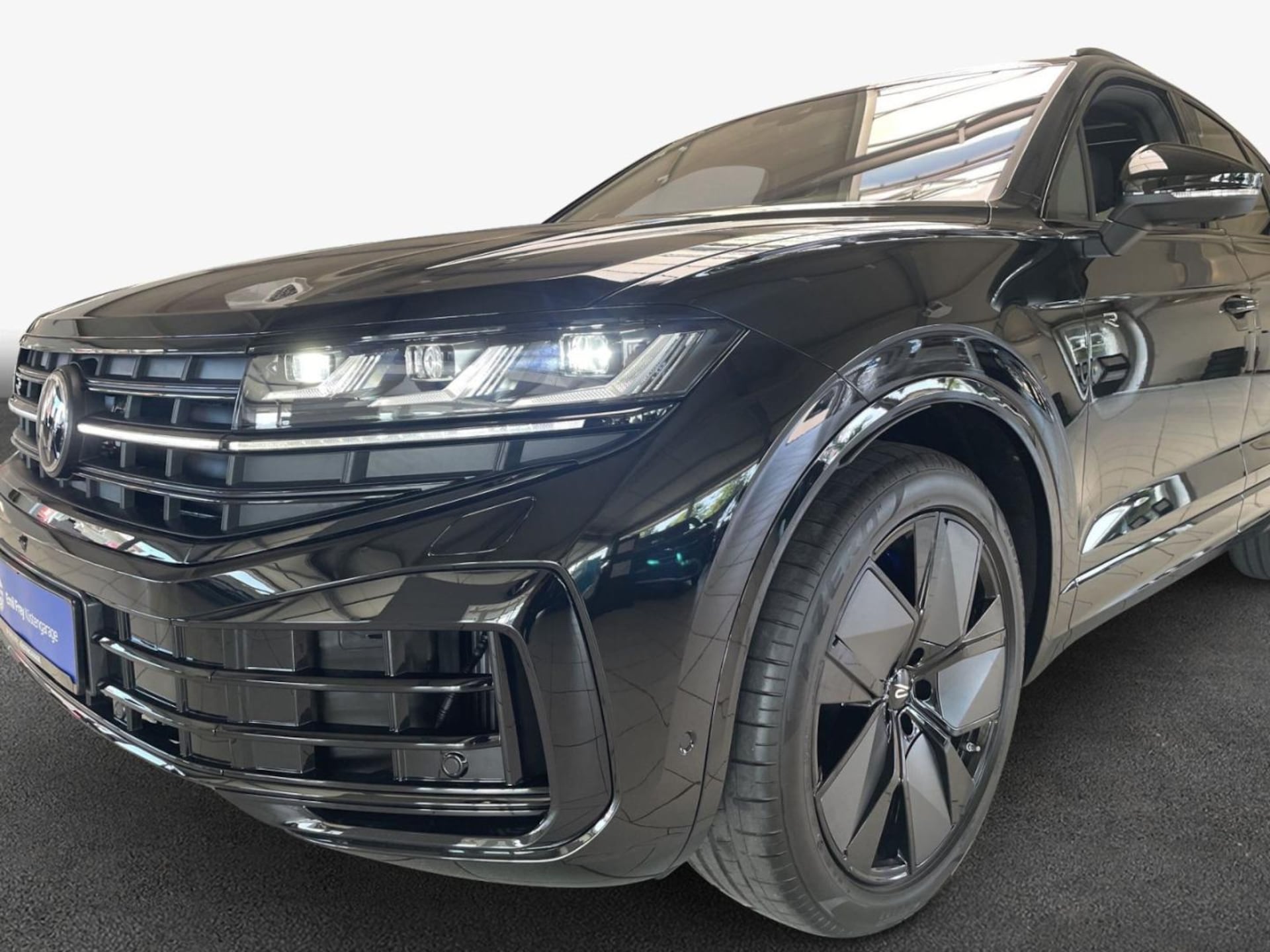 Volkswagen Touareg R