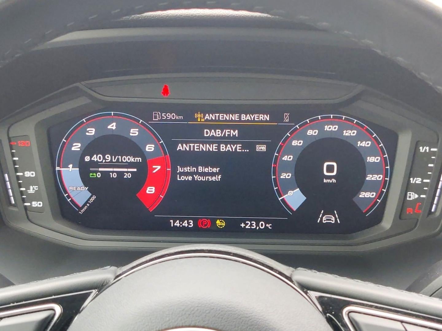 Bild über Audi A1 Sportback advanced 25 TFSI Schaltgetriebe - für weitere Informationen kontaktieren Sie den Audi Partner