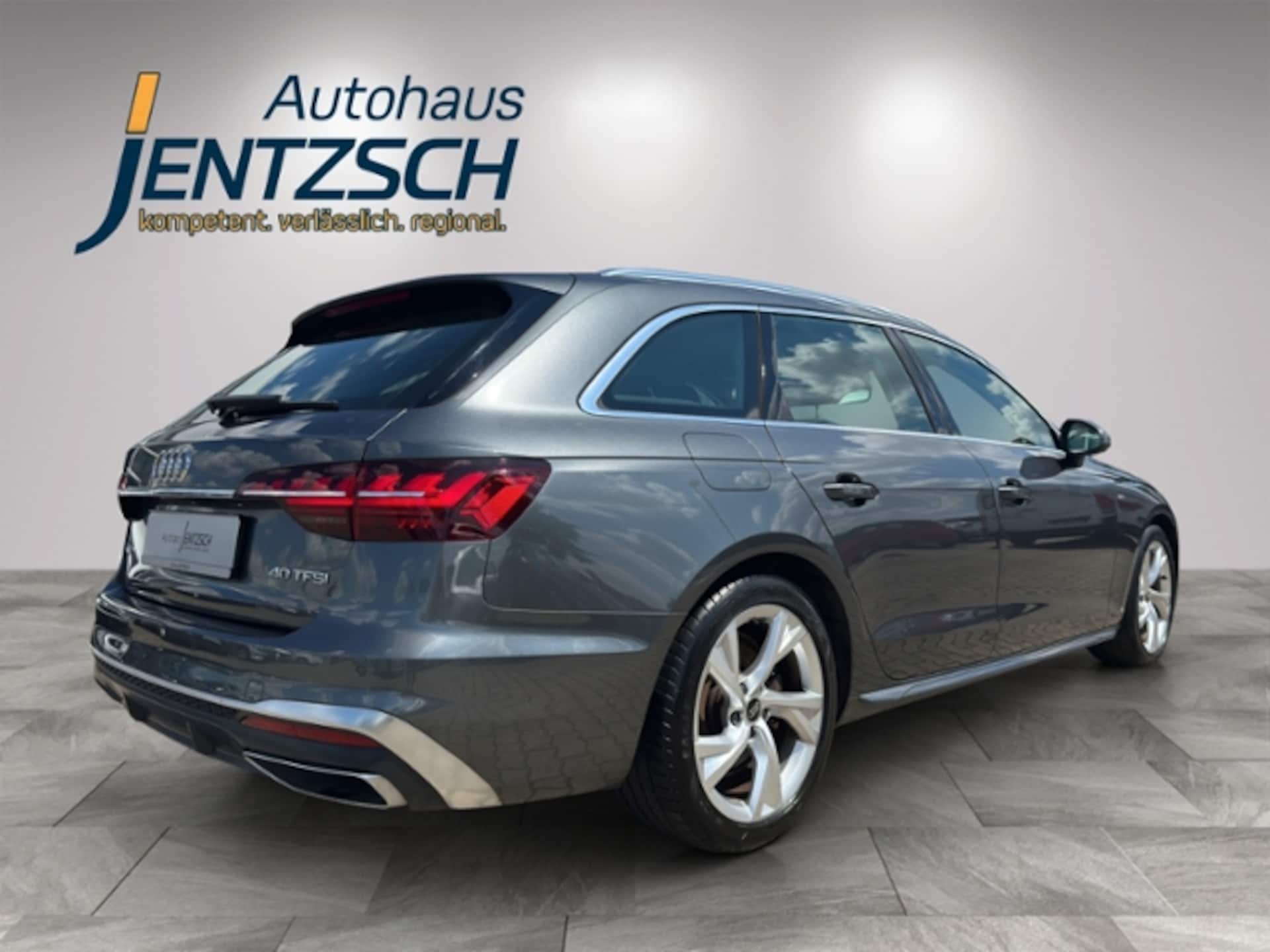 Audi A4 Avant S line