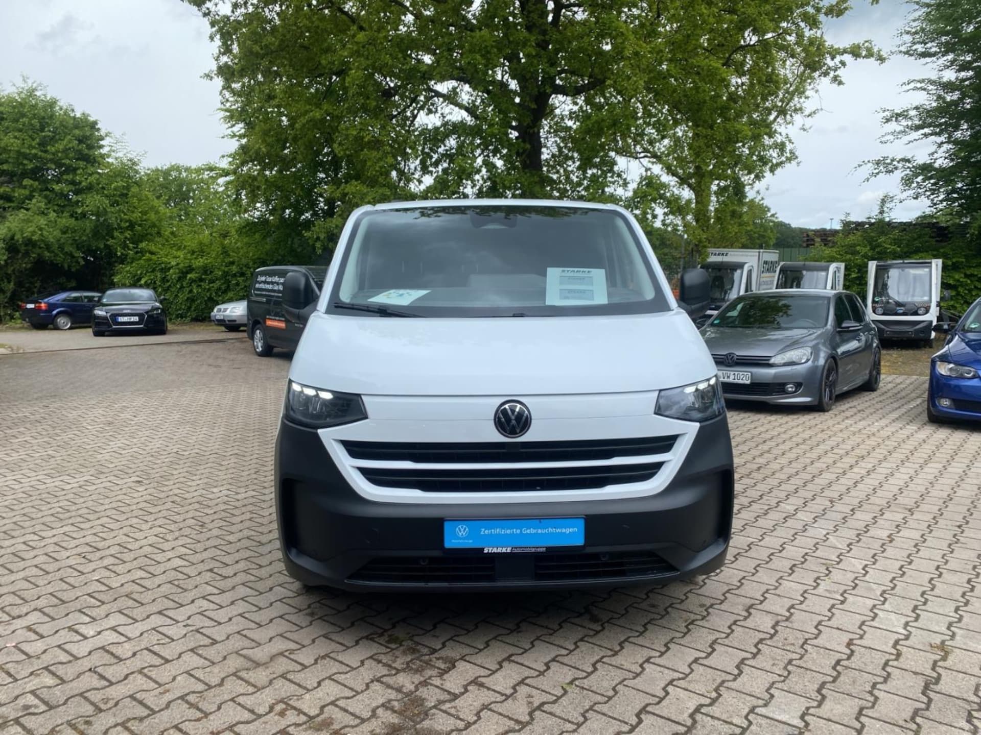 Volkswagen Transporter Kasten langer Radstand