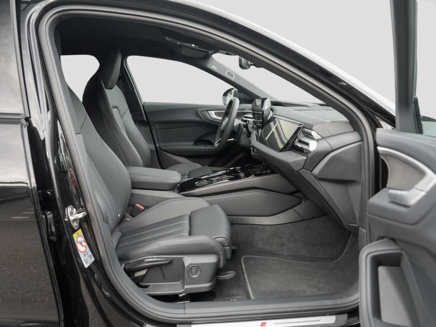 Bild über Audi A5 Avant TDI 150 kW S tronic - für weitere Informationen kontaktieren Sie den Audi Partner
