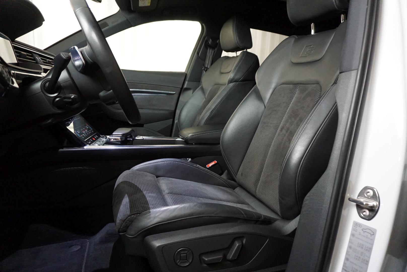 Image about Audi e-tron advanced 55 quattro 300,00 kW