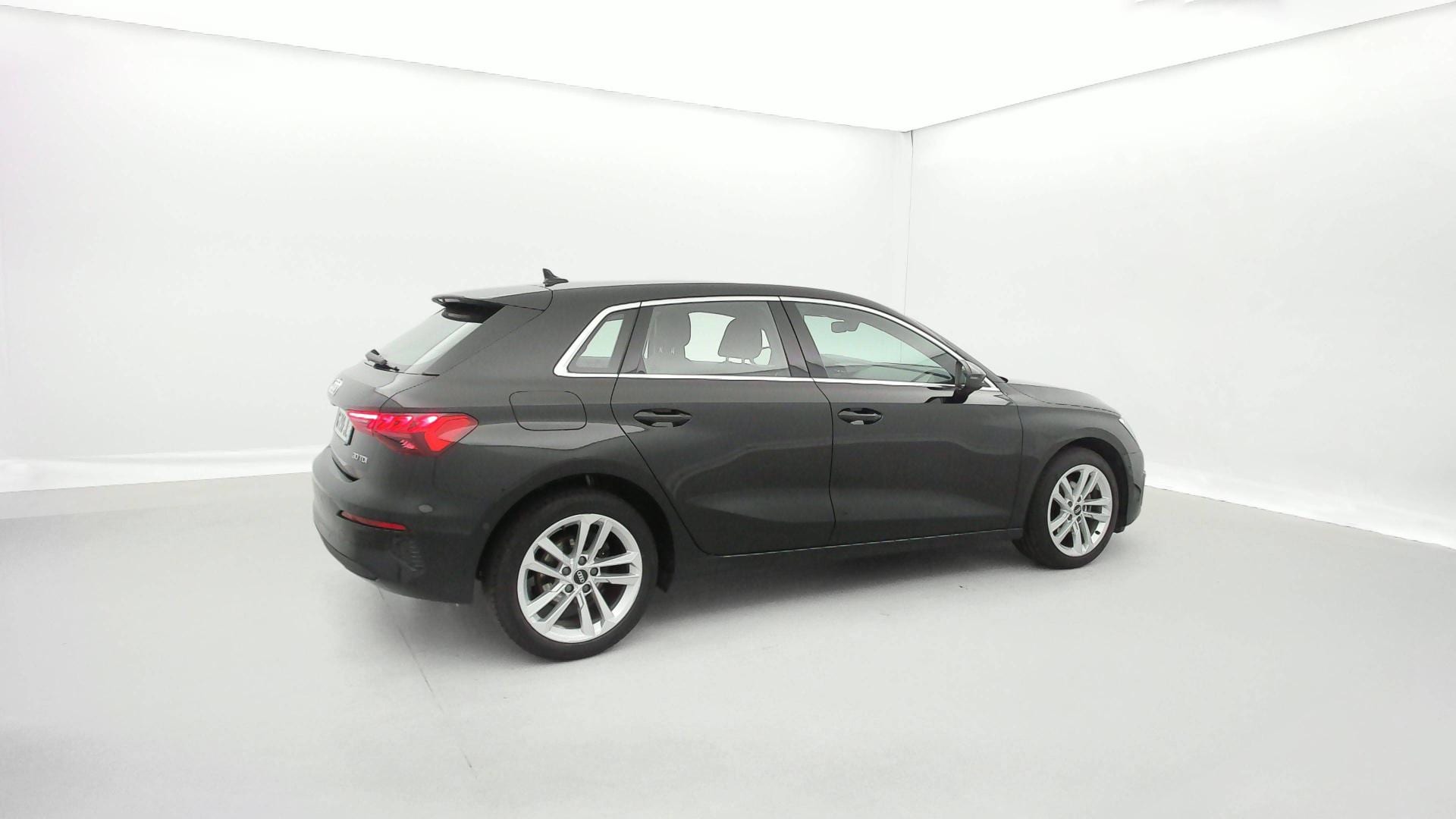 Image about Audi A3 Sportback Business Line 30 TDI 85 kW (116 ch) S tronic