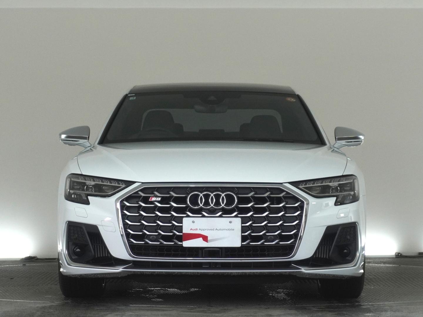 Audi S8 S8 TFSI 420(571) kW(PS) tiptronic for more details contact your dealer