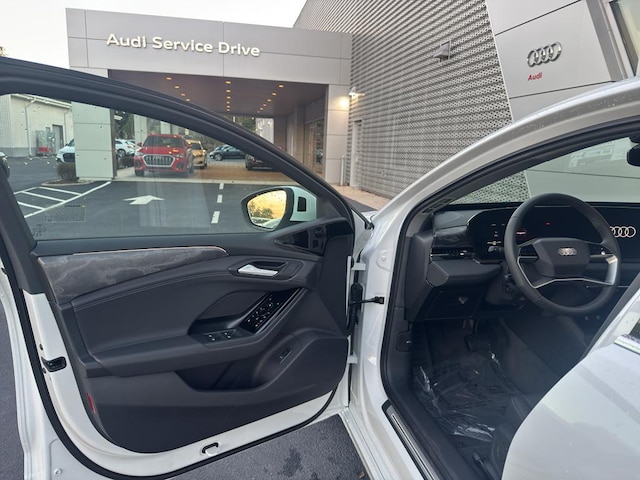 2025 Audi A6 Sportback e-tron Premium - Photo 8