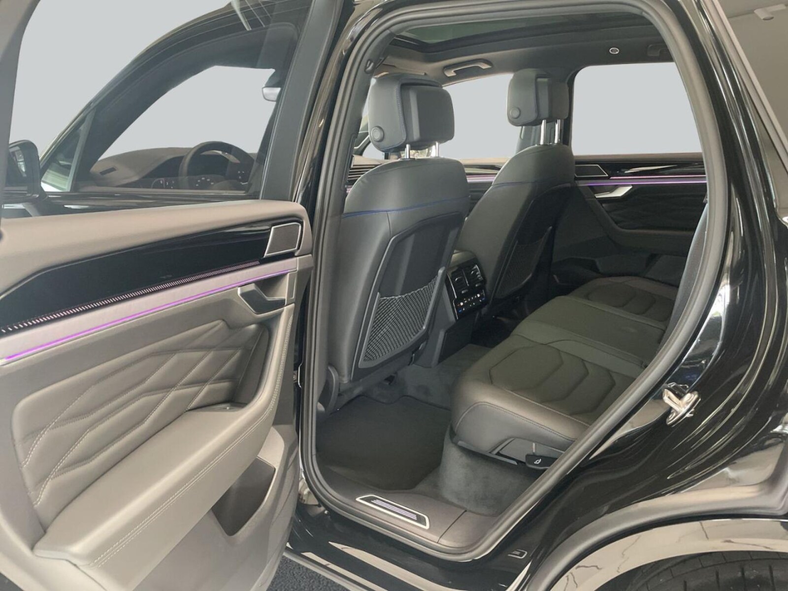 Volkswagen Touareg – Bild 11