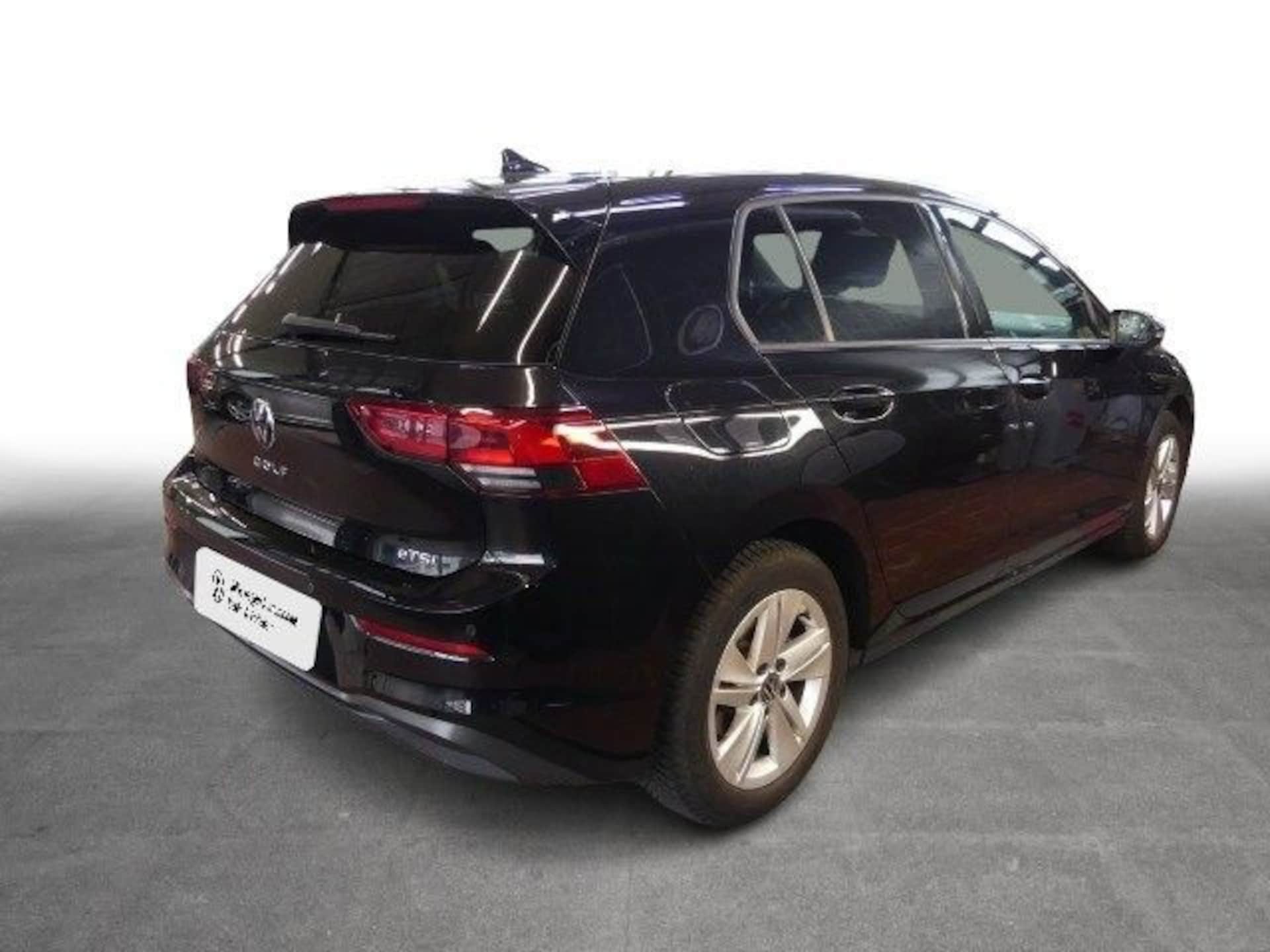 Volkswagen Golf Life