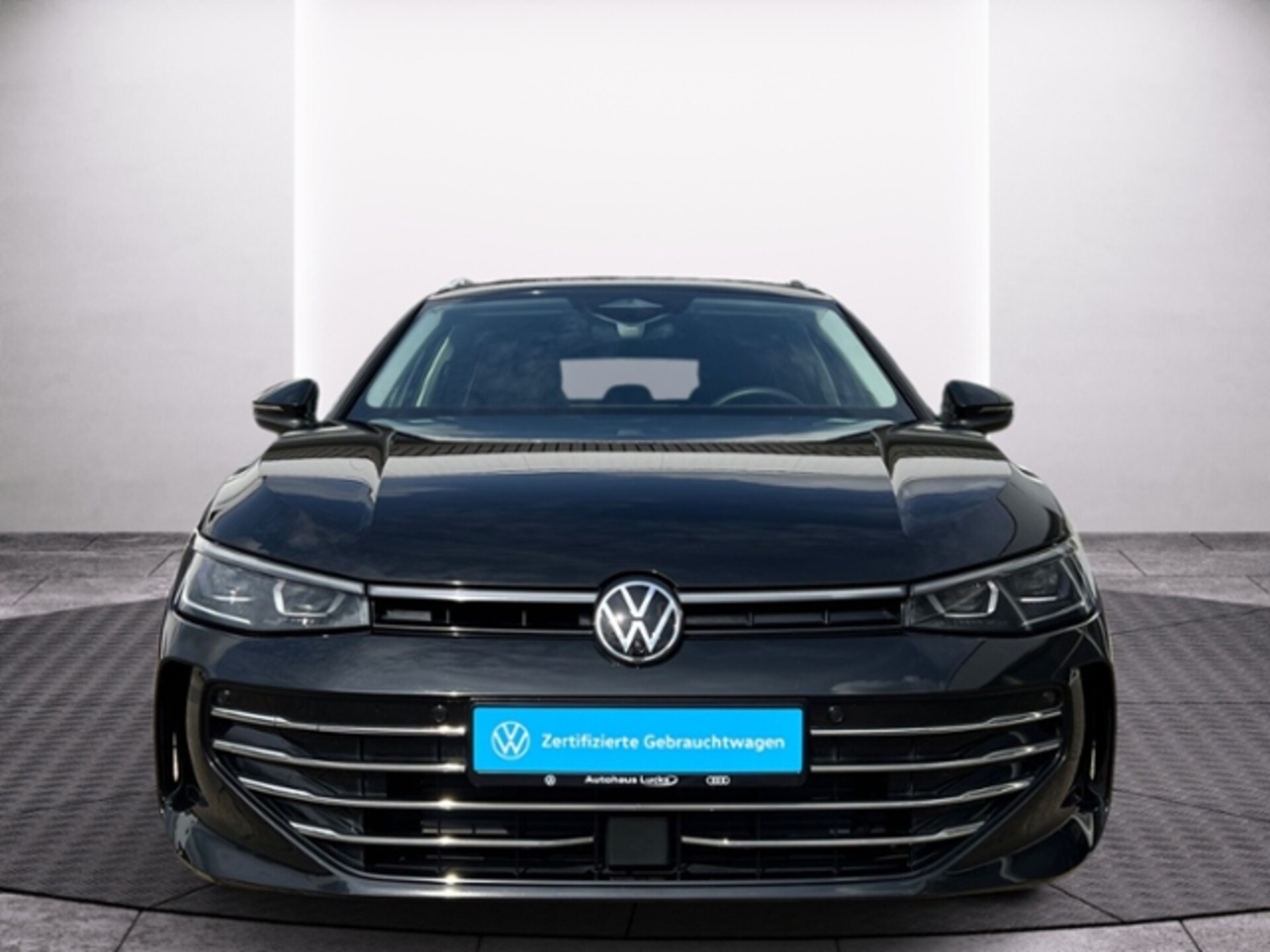 Volkswagen Passat Elegance