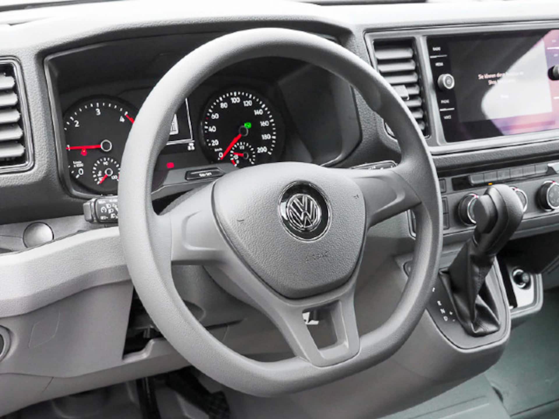 Volkswagen Crafter Kasten mittlerer Radstand