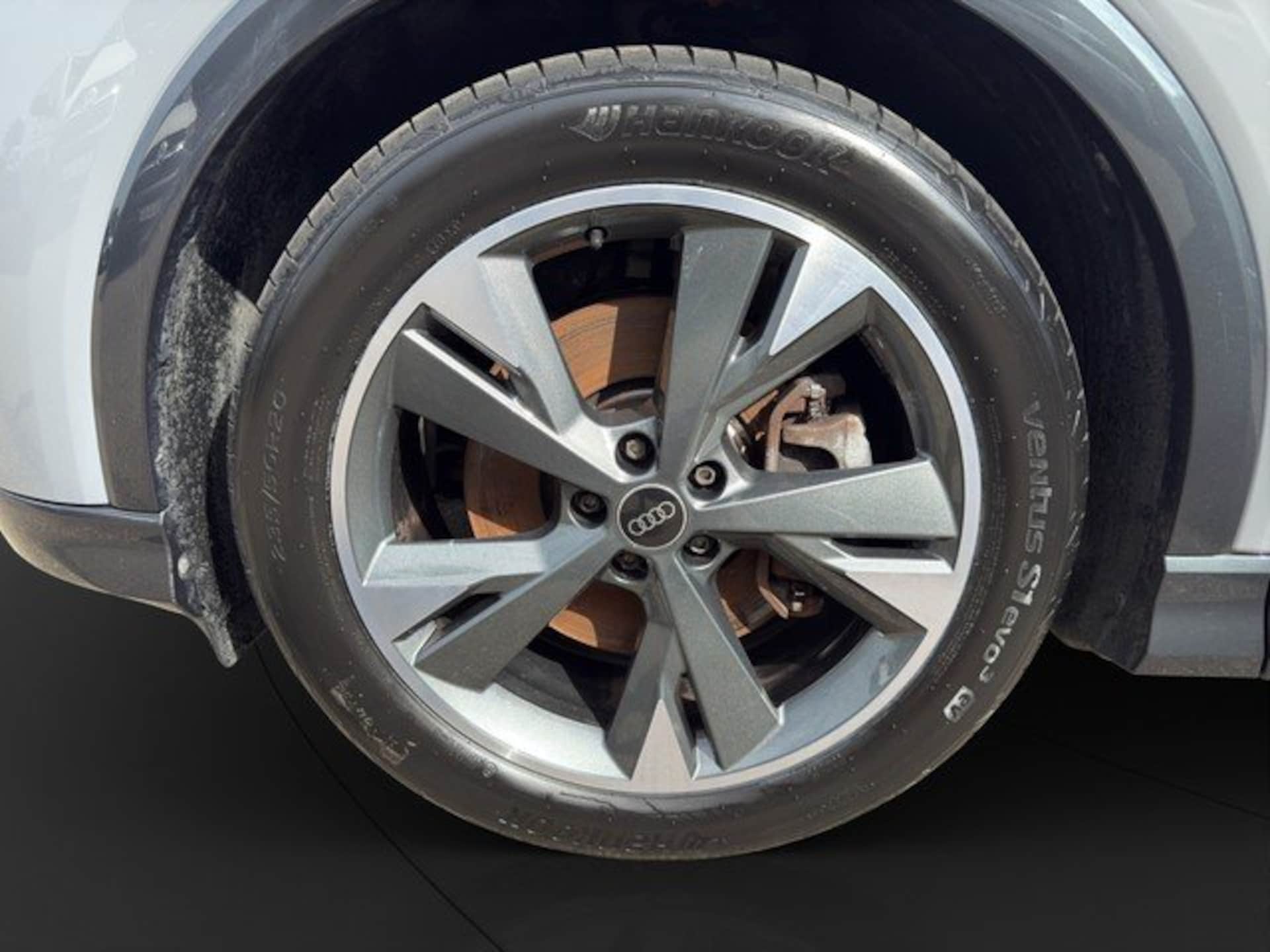 Audi Q4 Sportback e-tron