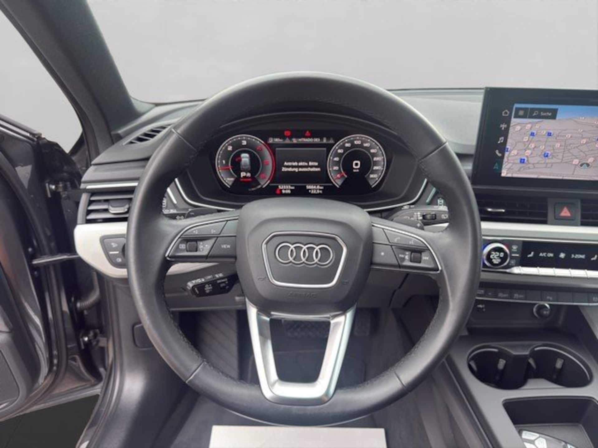 Audi A4 Avant S line