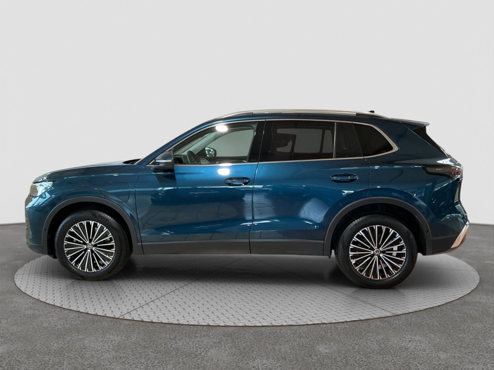 Volkswagen Tiguan – Bild 8