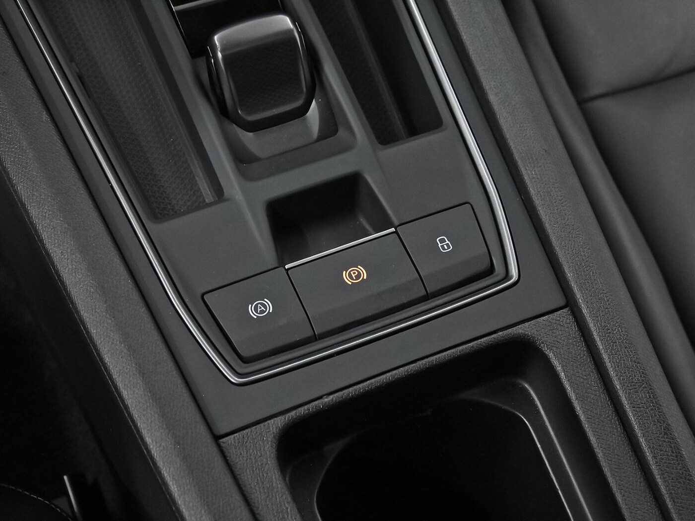 CUPRA Leon León 1.5 eTSI DSG 110 kW (150 CV) — photo 34