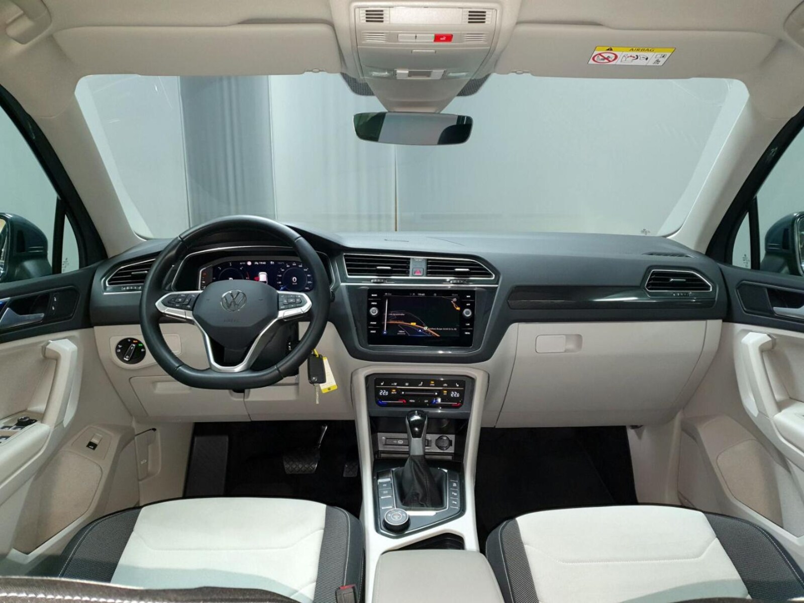 Volkswagen Tiguan – Bild 8