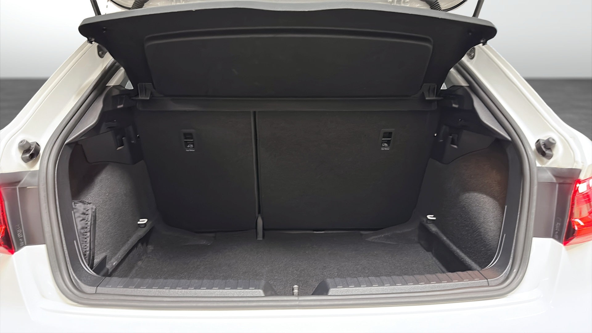 Bild som visar Audi A1 Sportback A1 Sportback 30 TFSI Proline 110 hk 6-växlad - för mer information kontakta din Audi Partner