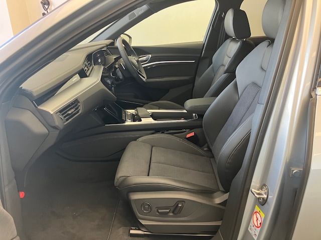 Audi e-tron 55 quattro S line 300,00 kW for more details contact your dealer