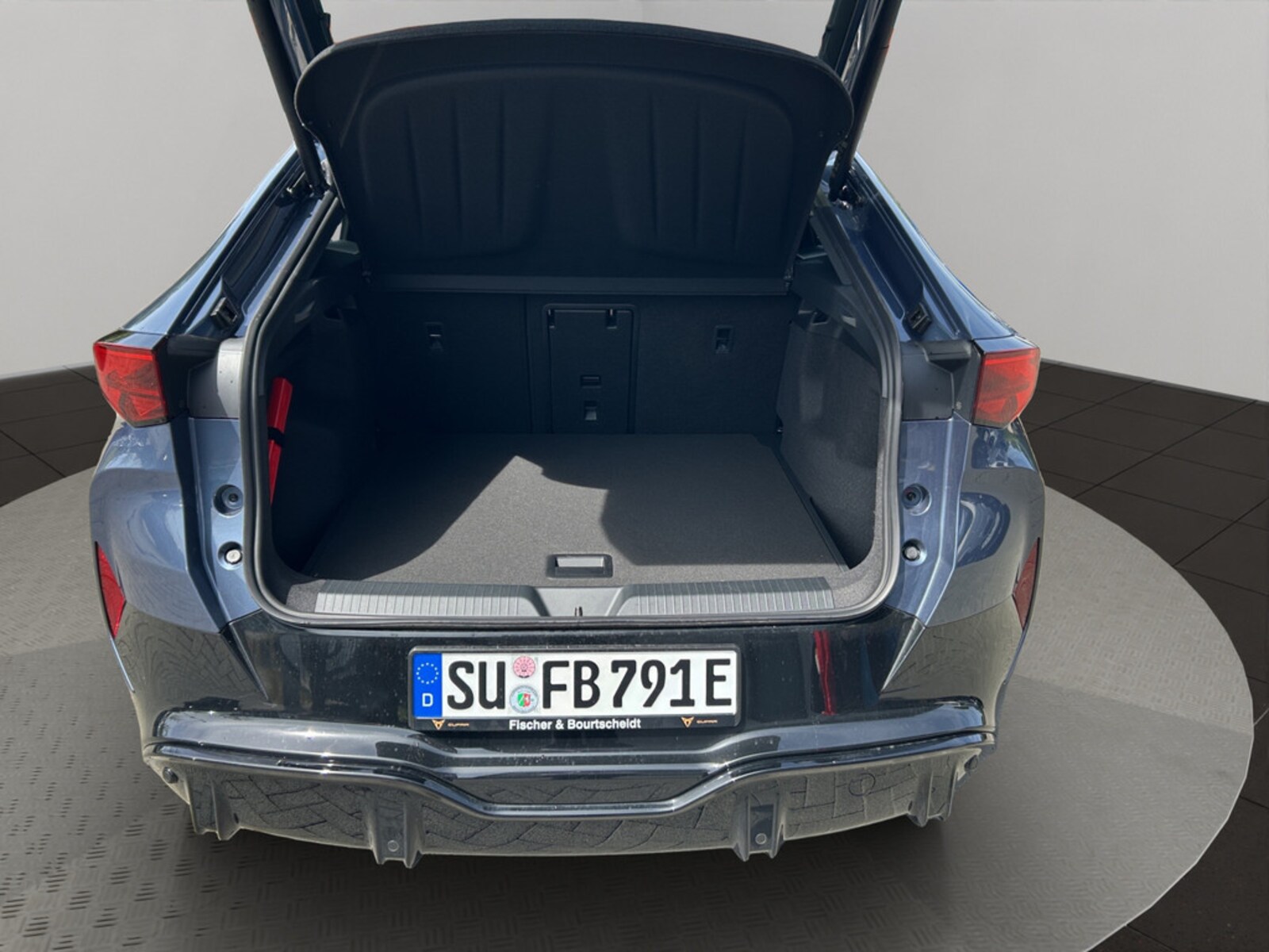 CUPRA Tavascan – Bild 12
