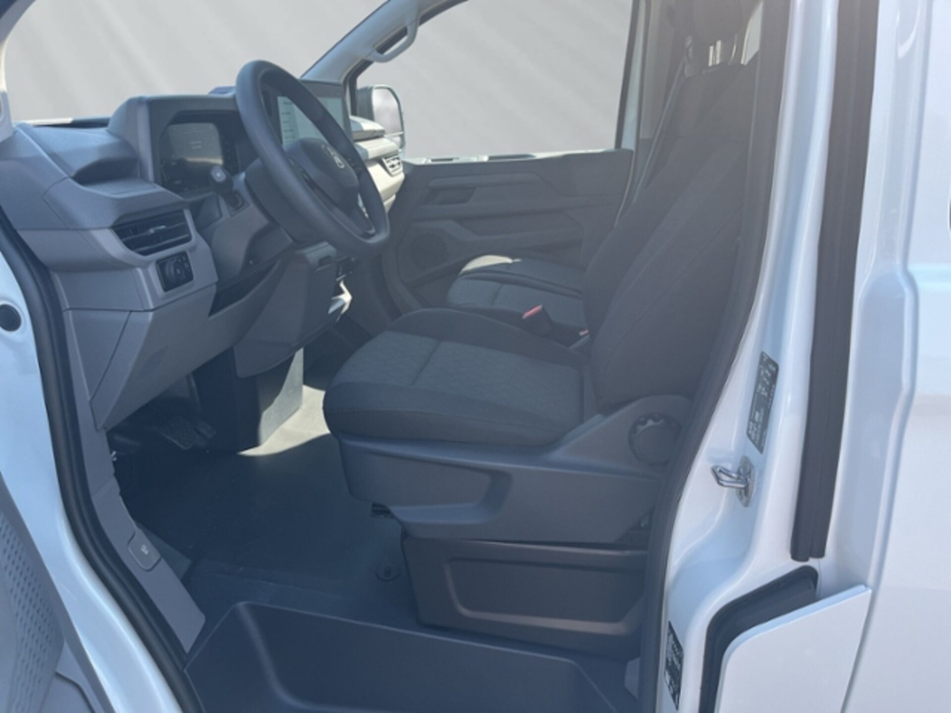 Volkswagen Transporter Kombi kurzer Radstand