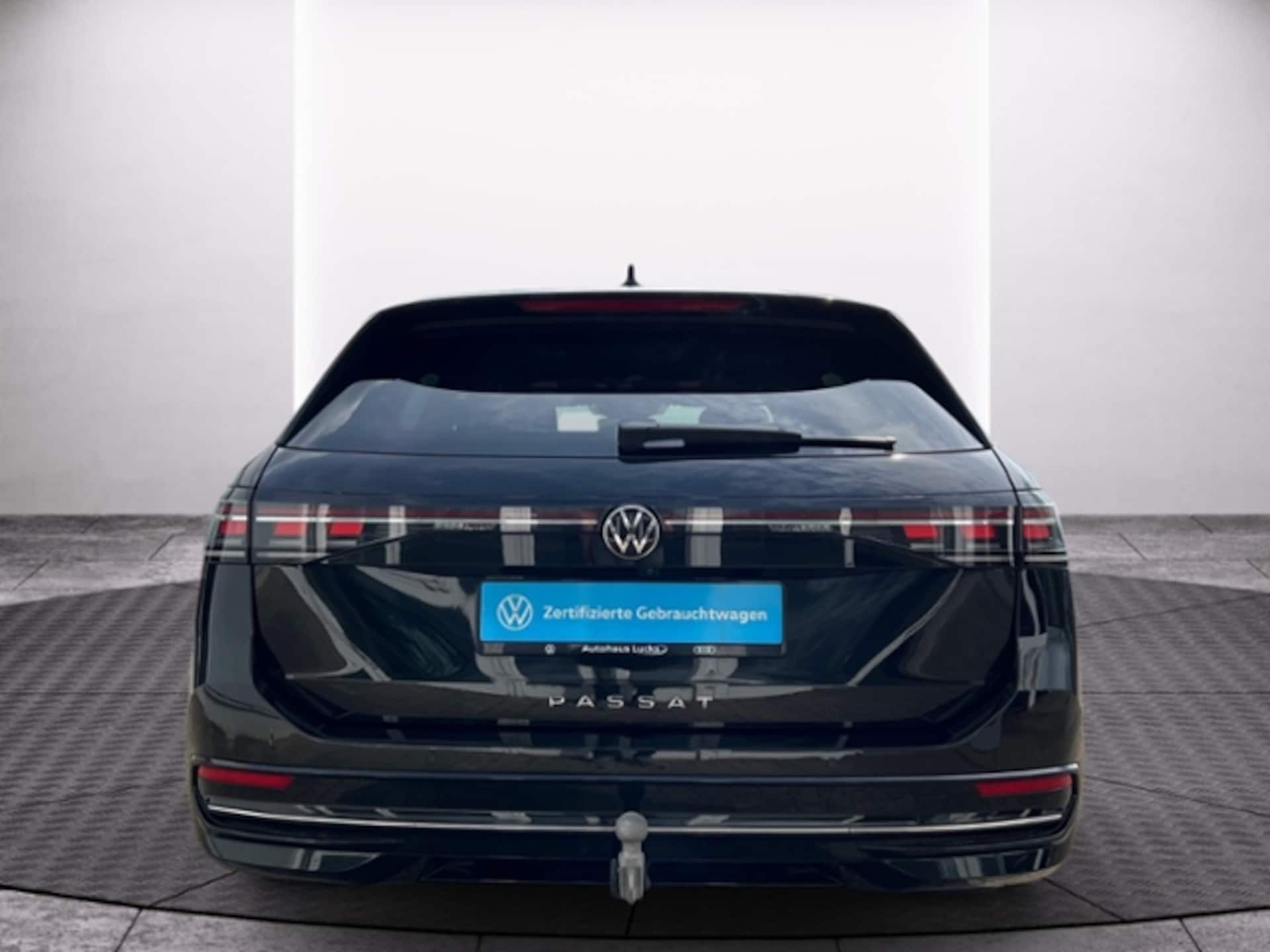 Volkswagen Passat Elegance
