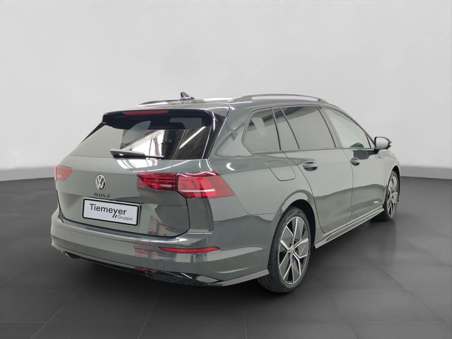Volkswagen Golf Variant R-Line