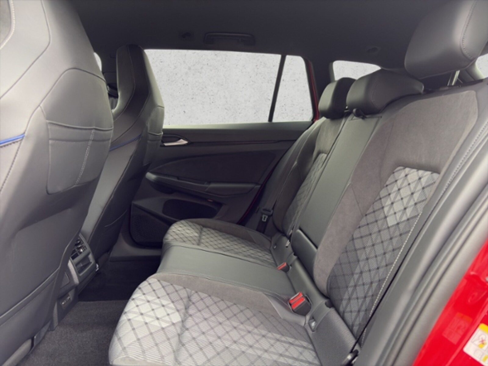 Volkswagen Golf Variant – Bild 10