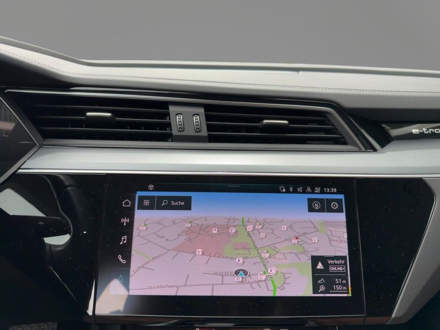 Bild über Audi Q8 e-tron advanced 55 e-tron quattro - für weitere Informationen kontaktieren Sie den Audi Partner