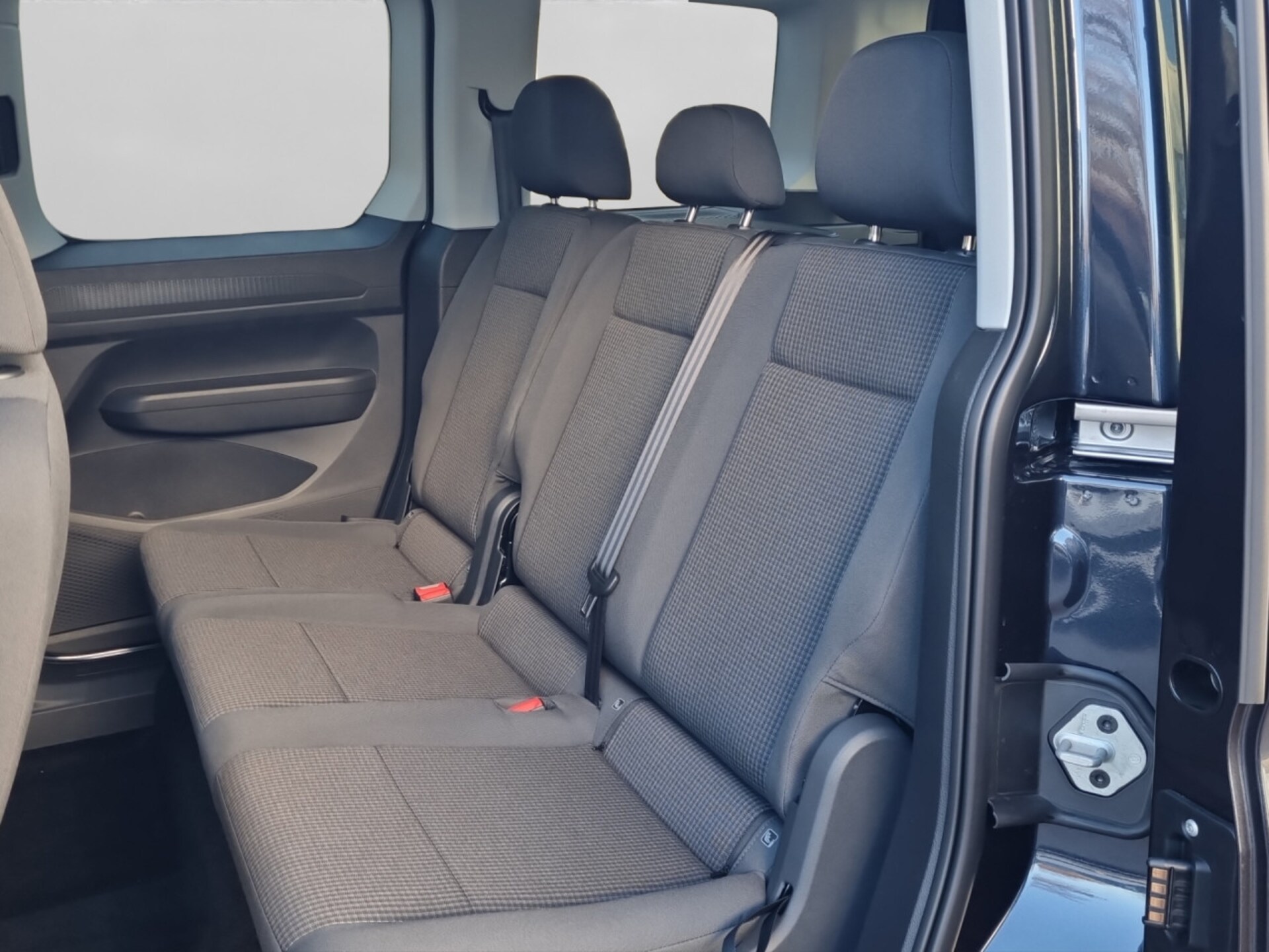 Volkswagen Caddy Basis-Modell