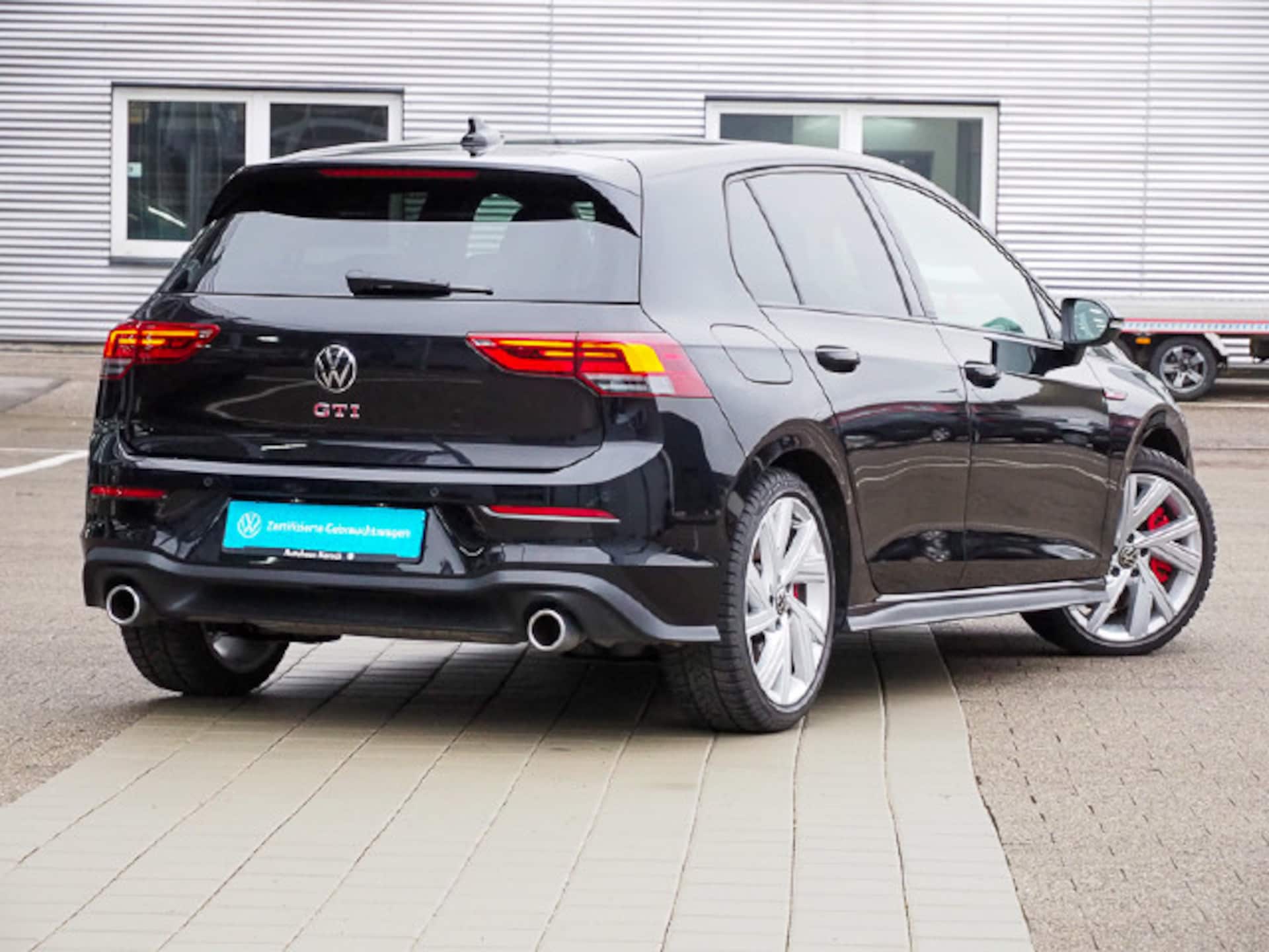 Volkswagen Golf GTI
