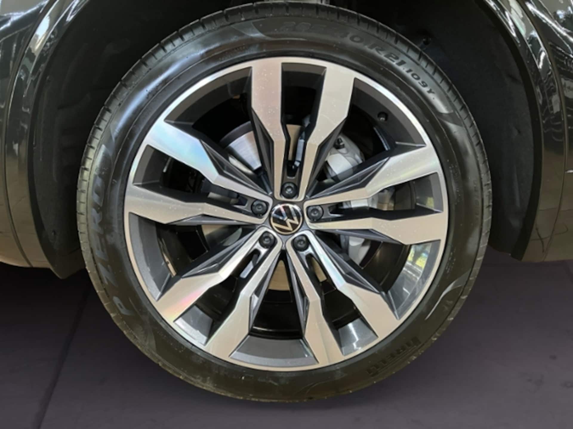 Volkswagen Touareg R-Line