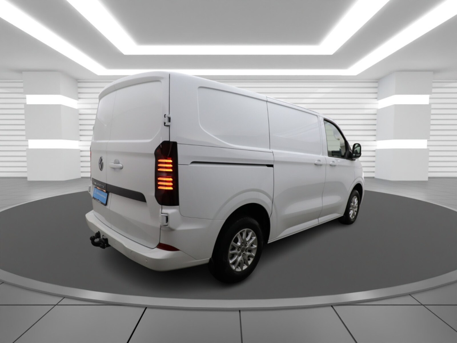 Volkswagen Transporter Kasten kurzer Radstand – Bild 3