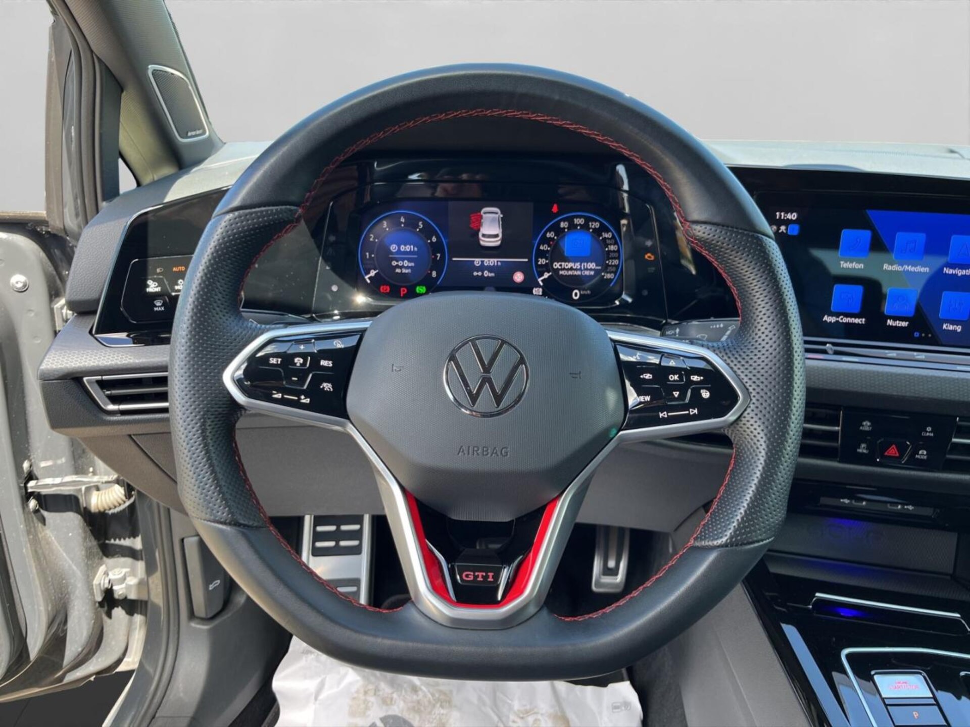 Volkswagen Golf GTI