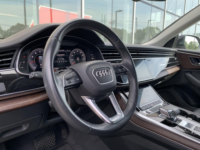 2023 Audi Q8