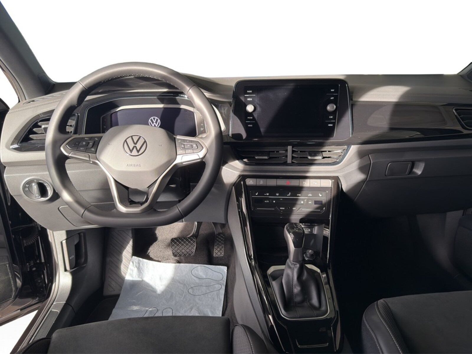 Volkswagen T-Roc – Bild 12