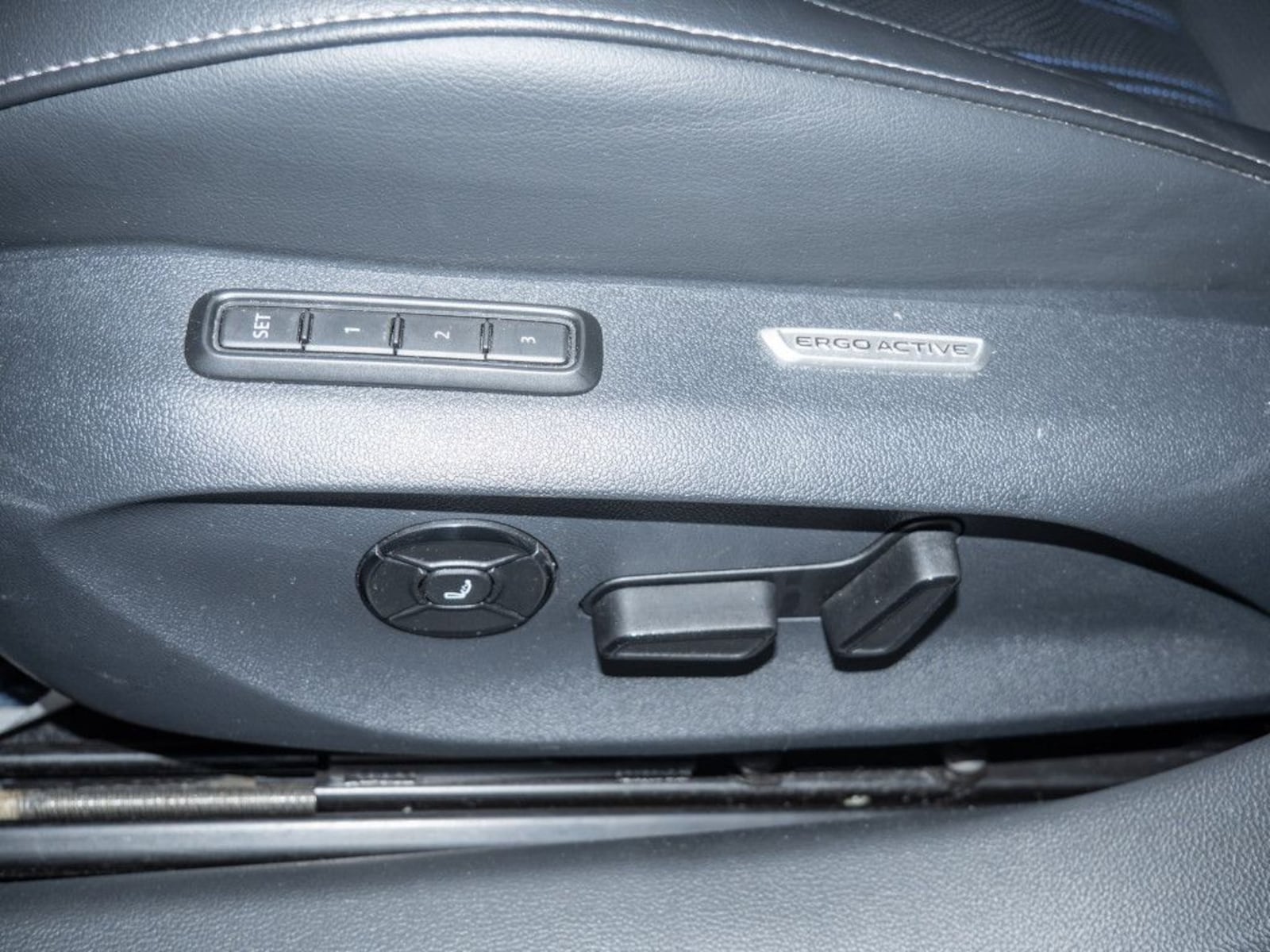 Volkswagen Passat – Bild 19