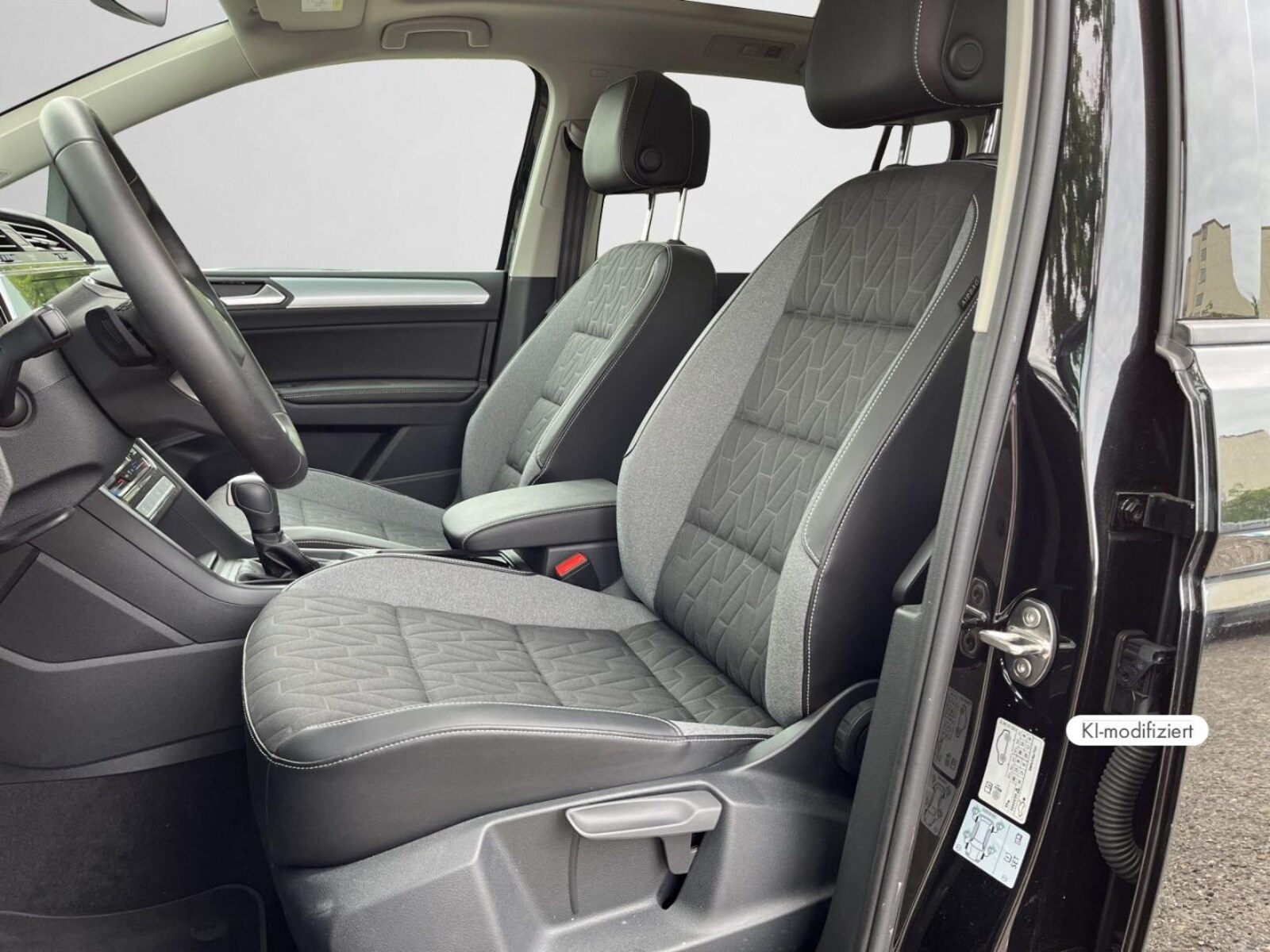 Volkswagen Touran – Bild 12