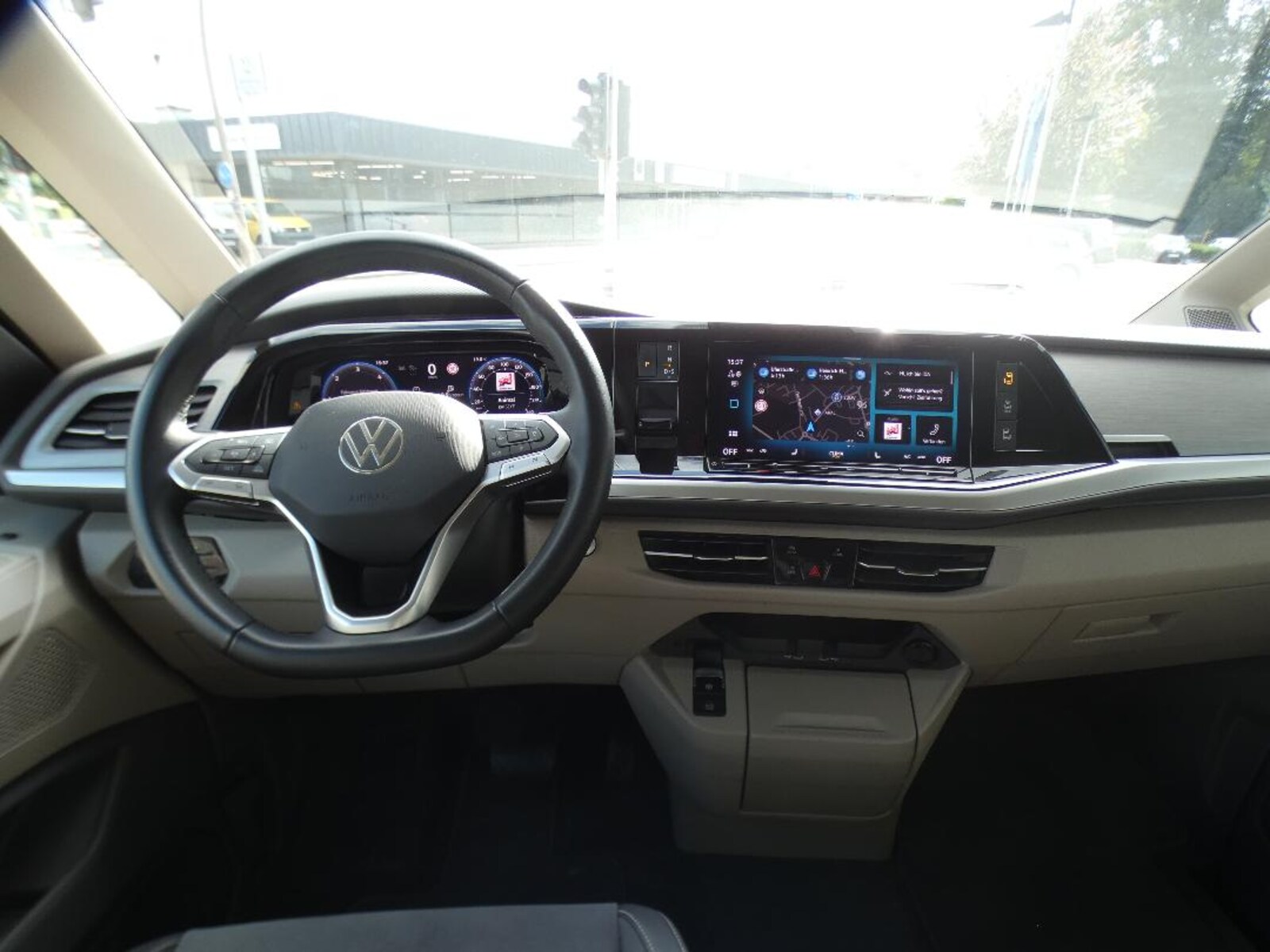 Volkswagen Multivan Langversion – Bild 16