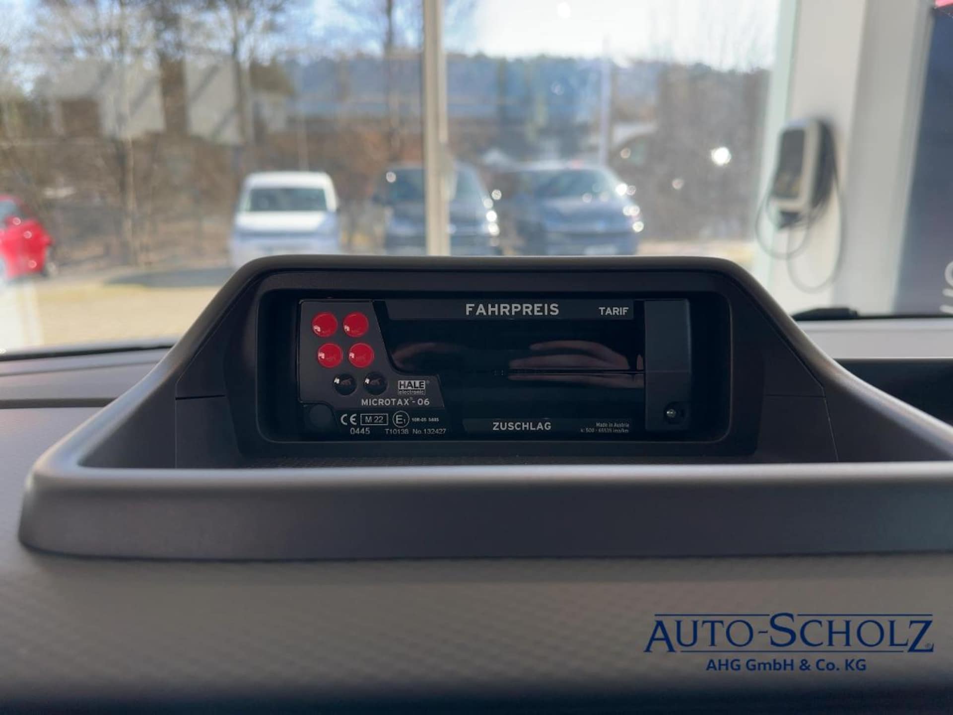 Volkswagen Multivan Langversion Basis-Modell