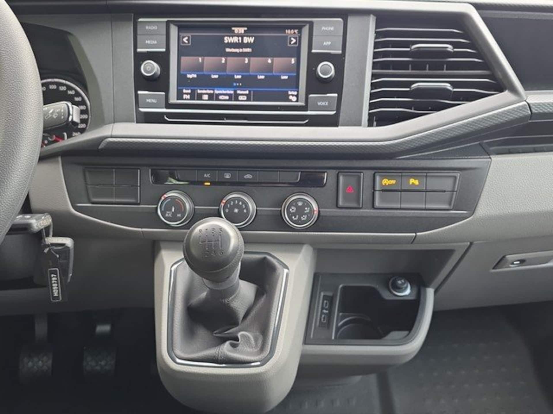 Volkswagen T6.1 Transporter Kasten langer Radstand
