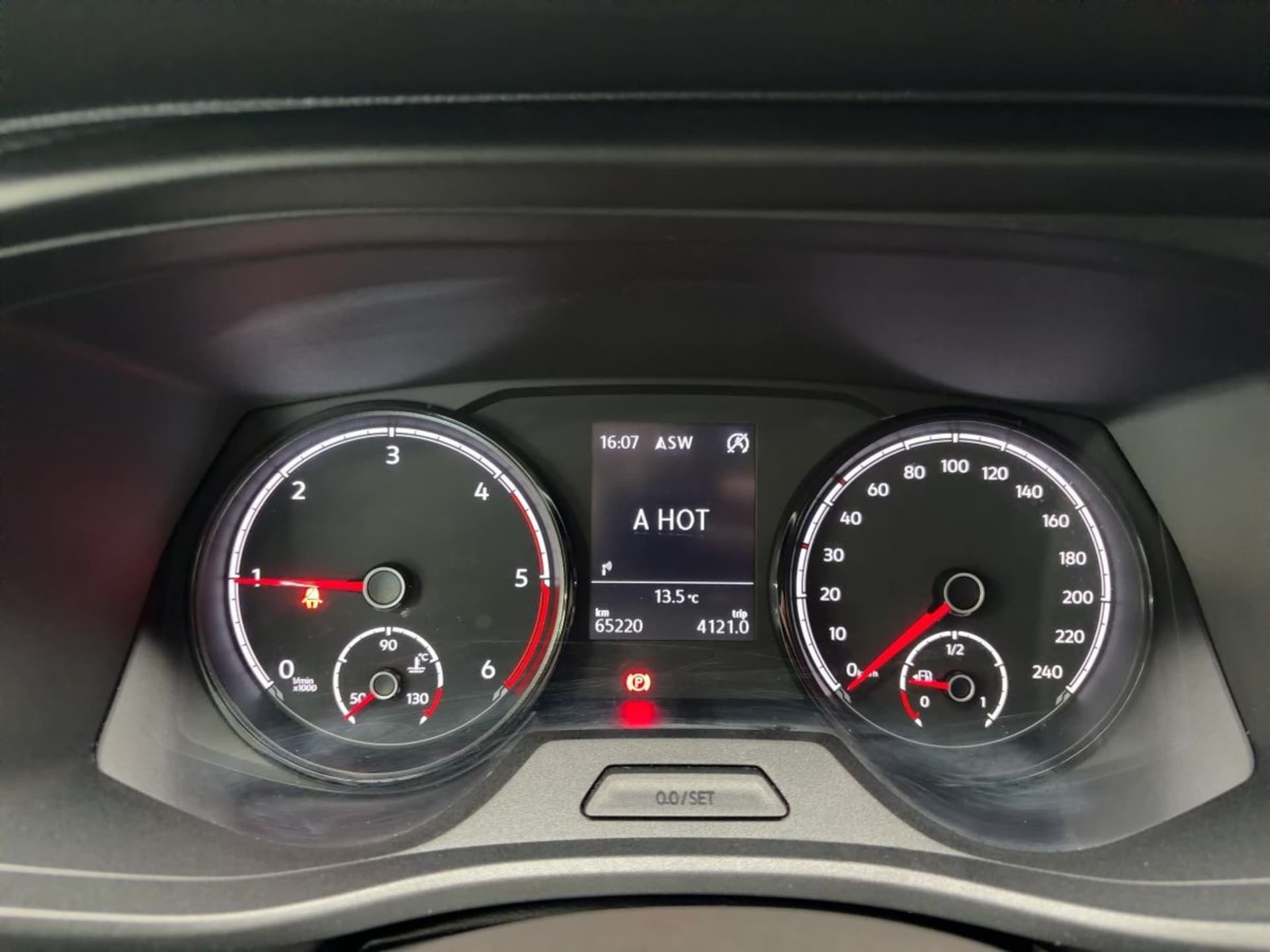Volkswagen T6.1 Transporter Kombi langer Radstand