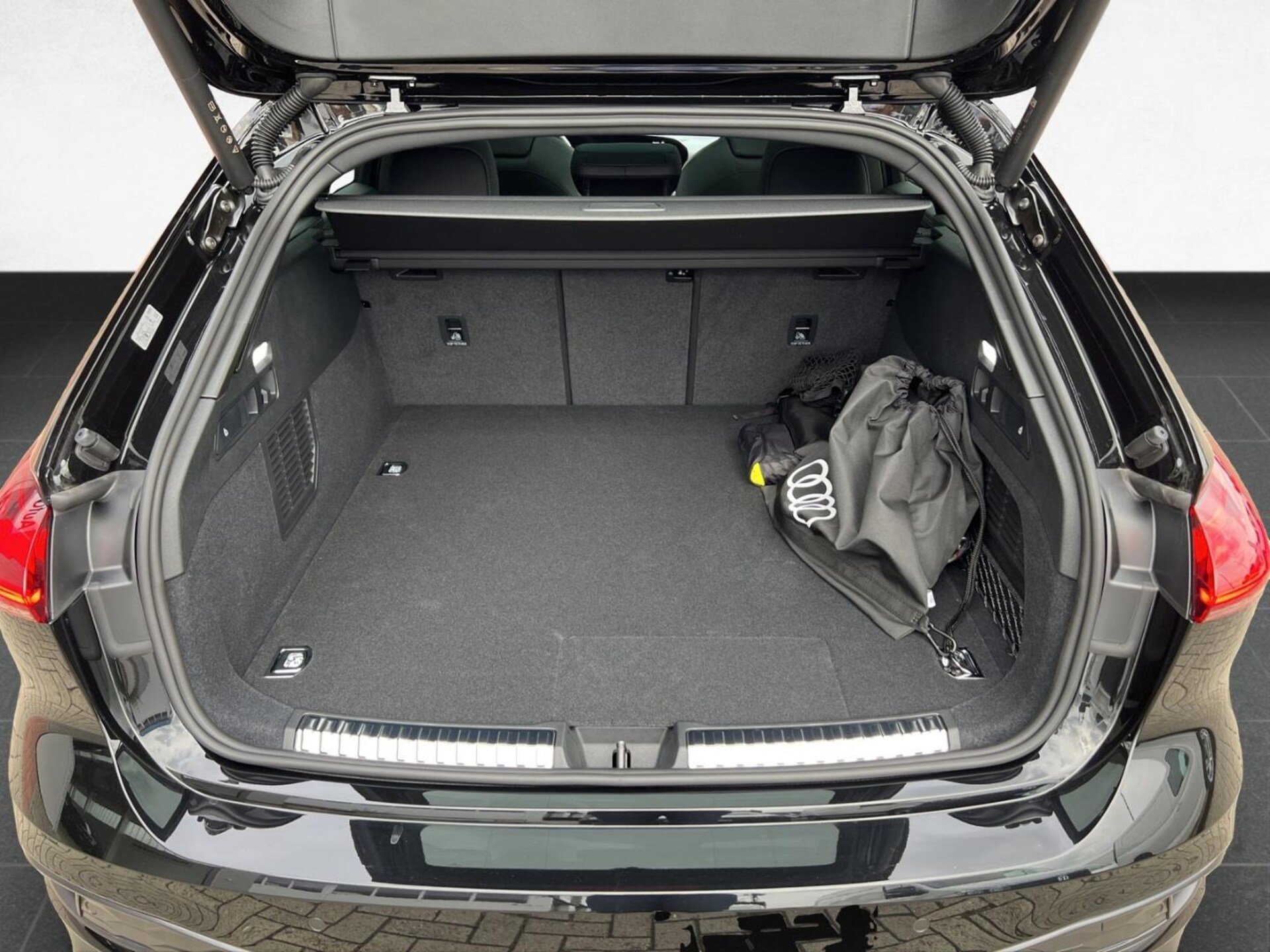 Audi A5 Avant e-hybrid