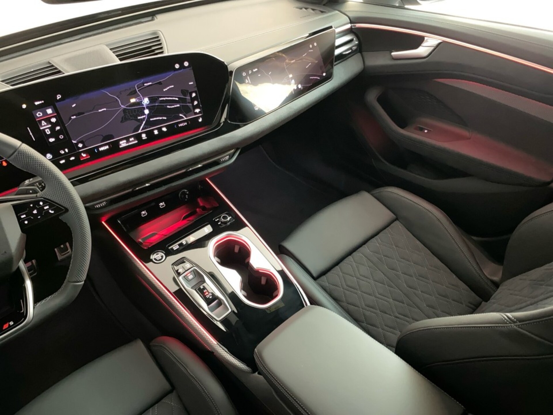 Audi A6 Avant e-hybrid