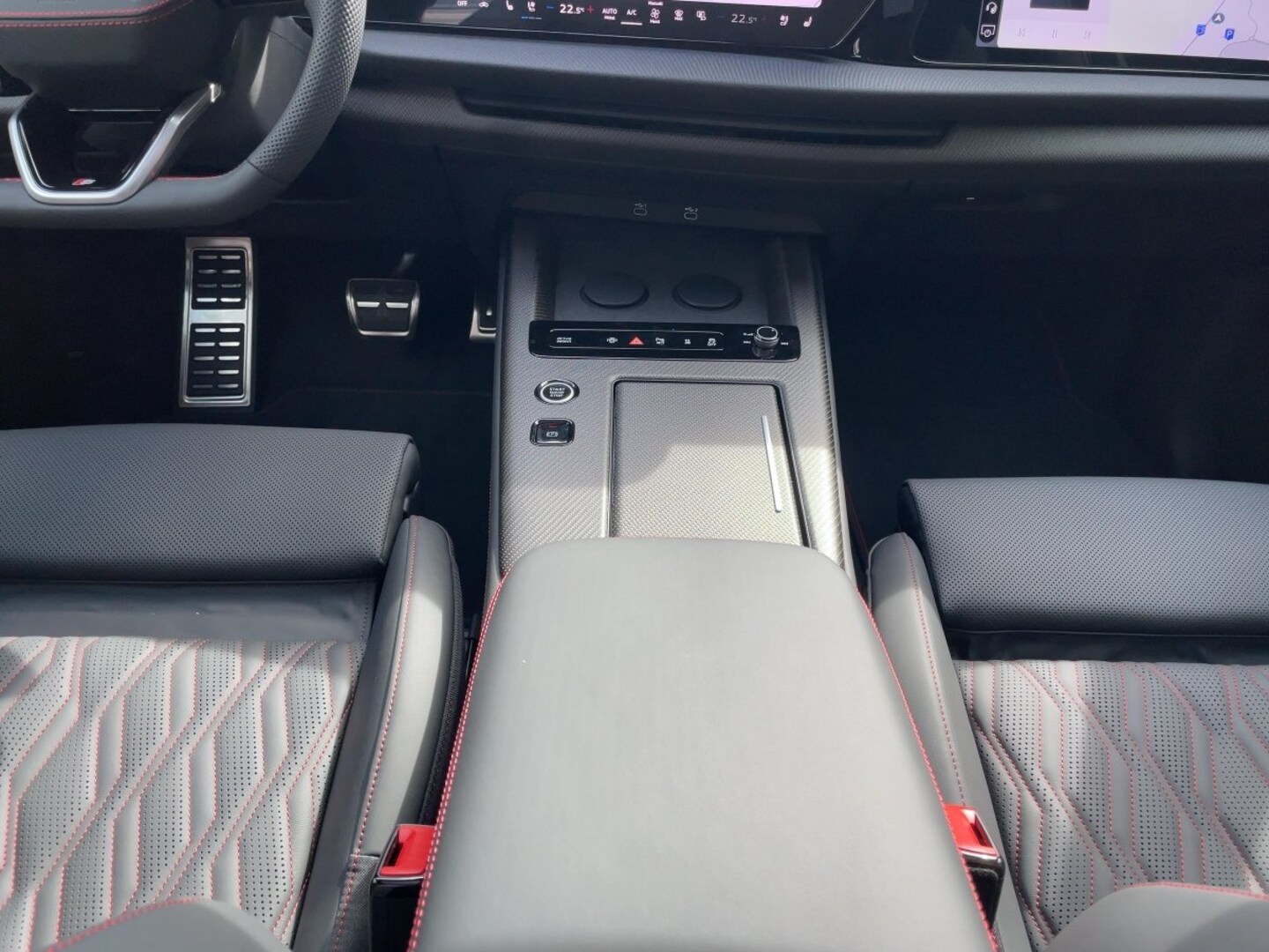 Bild über Audi Q7 SUV TDI quattro 220 kW tiptronic - für weitere Informationen kontaktieren Sie den Audi Partner