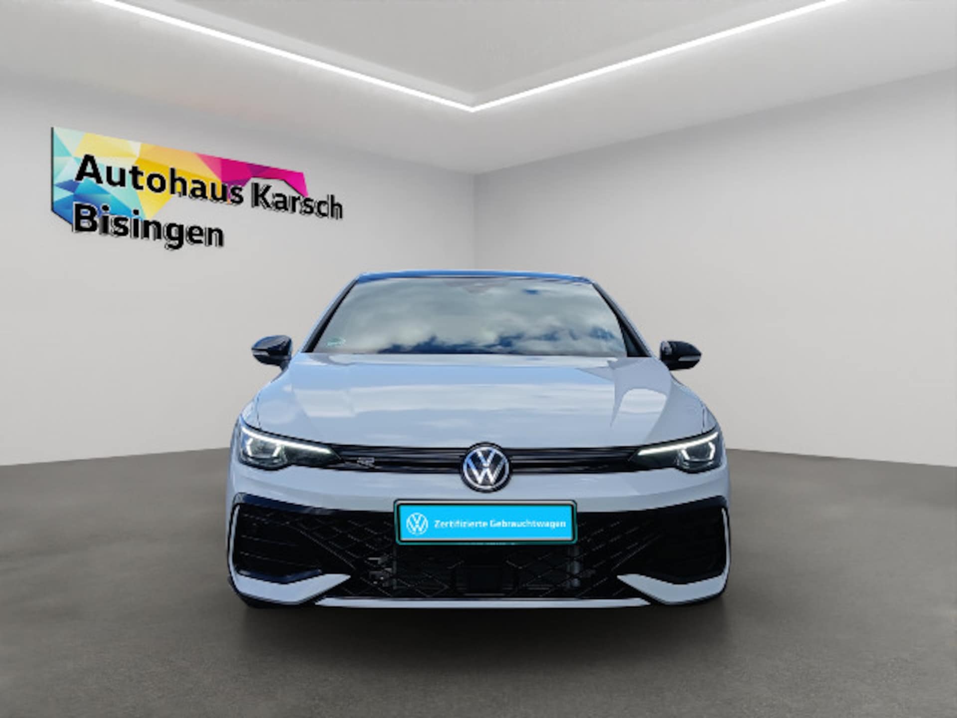 Volkswagen Golf R-Line