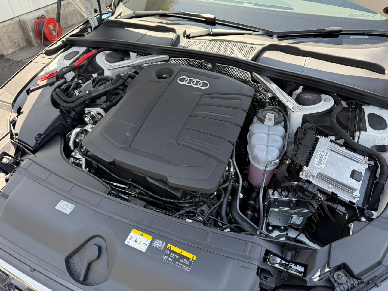 Image about Audi A4 Sedan 35 TDI S line 120(163) kW(PS) S tronic