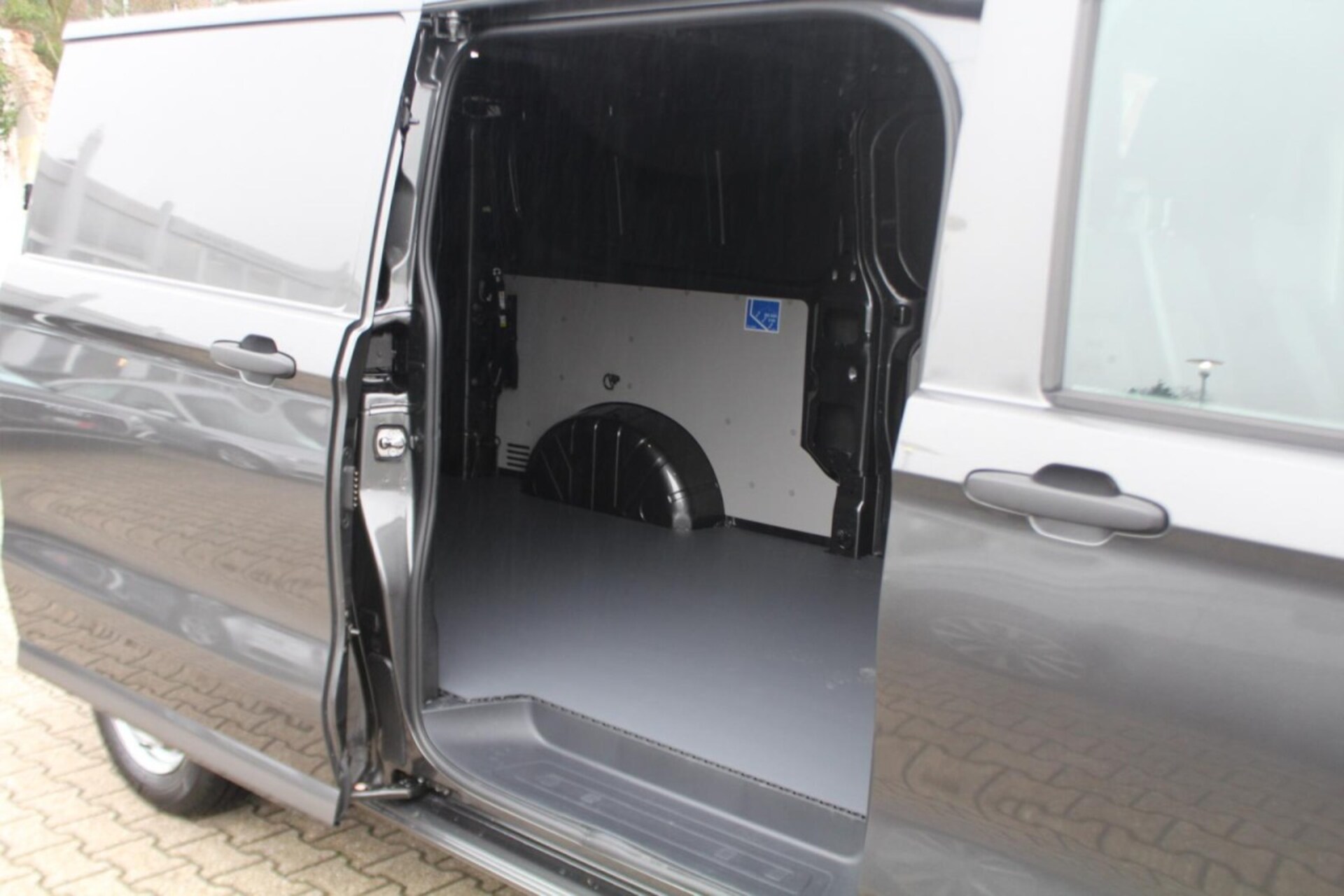 Volkswagen Transporter Kasten langer Radstand