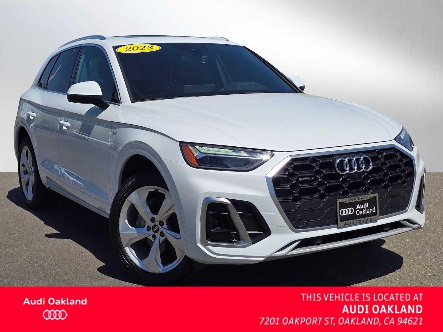 2024 Audi Q5 45 Premium Plus's photo