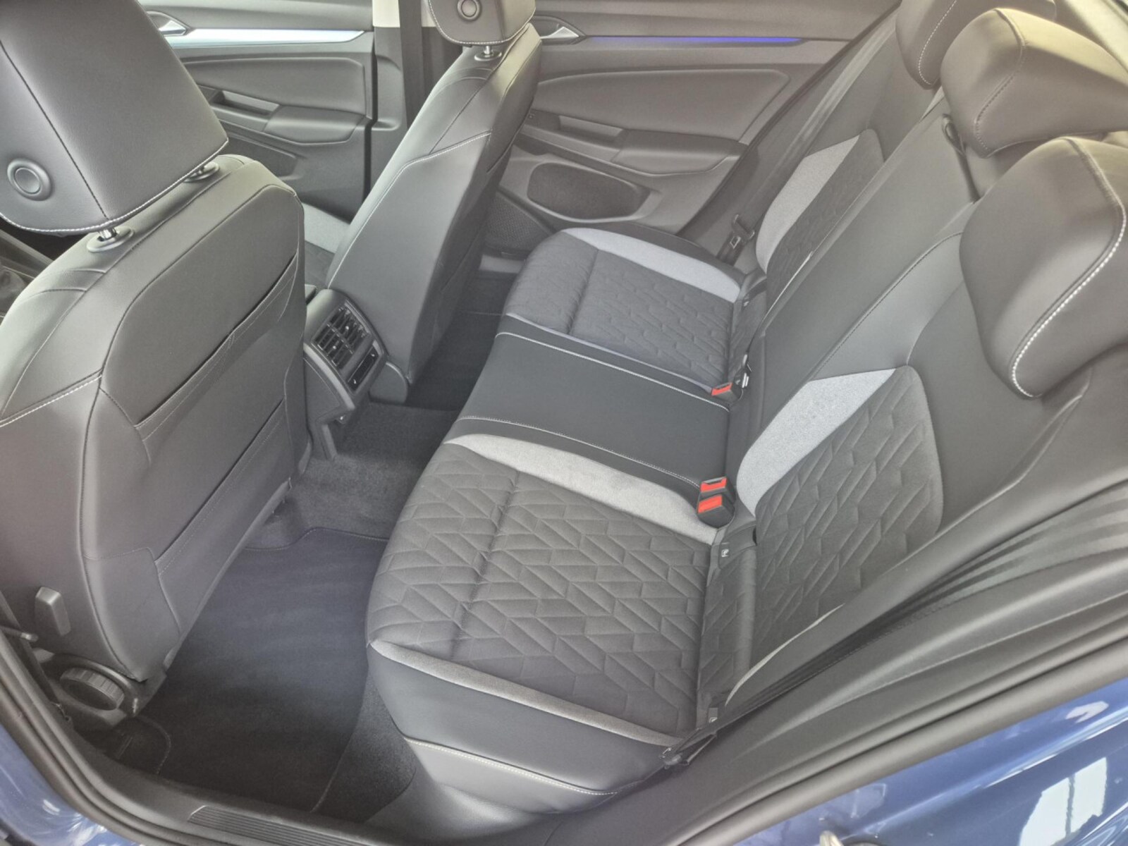 Volkswagen Golf Variant – Bild 12